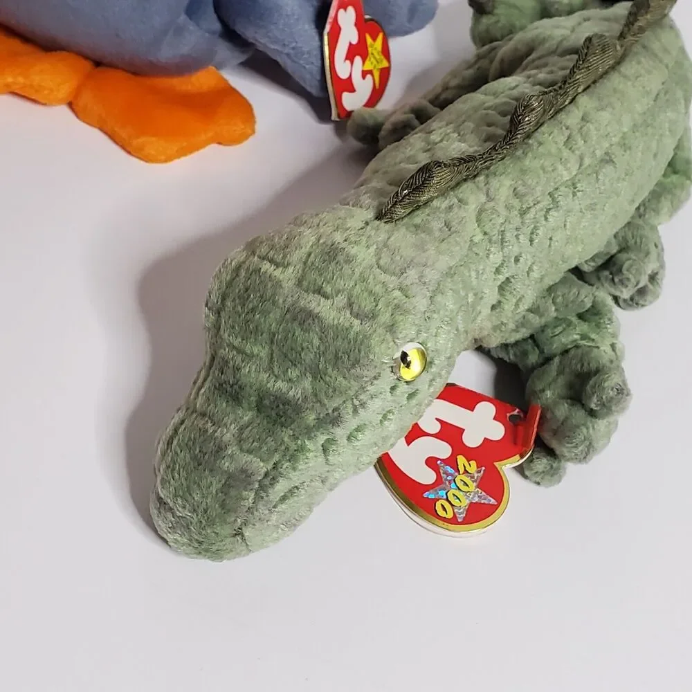 Beanie Babies All With Tags Lot Of 4 Swampy, Chickie, Prickles, Scoop